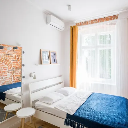 Rynek Stare 4a - Klima Netflix Apartment