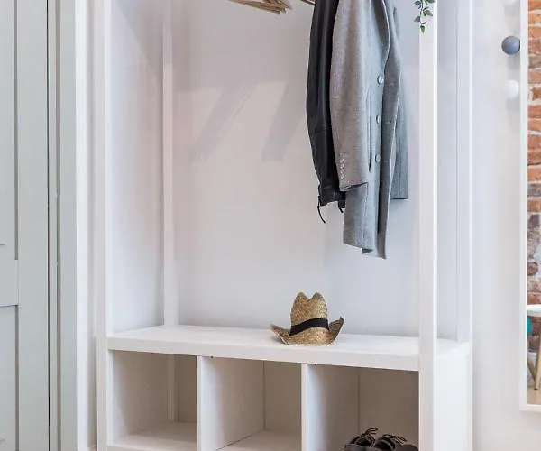 Rynek Stare 4a - Klima Netflix Apartment